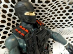 toys r us mask side
